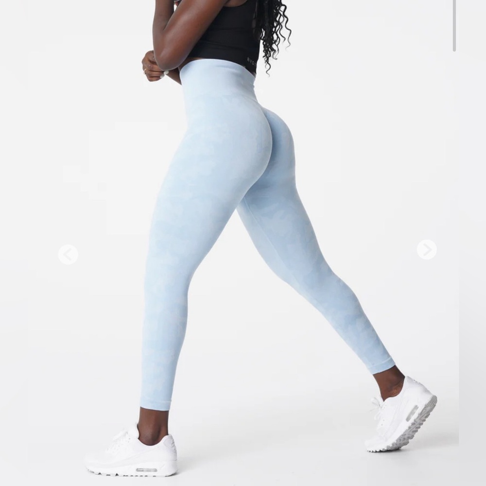 NVGTN Icy Blue Camo Seamless Leggings